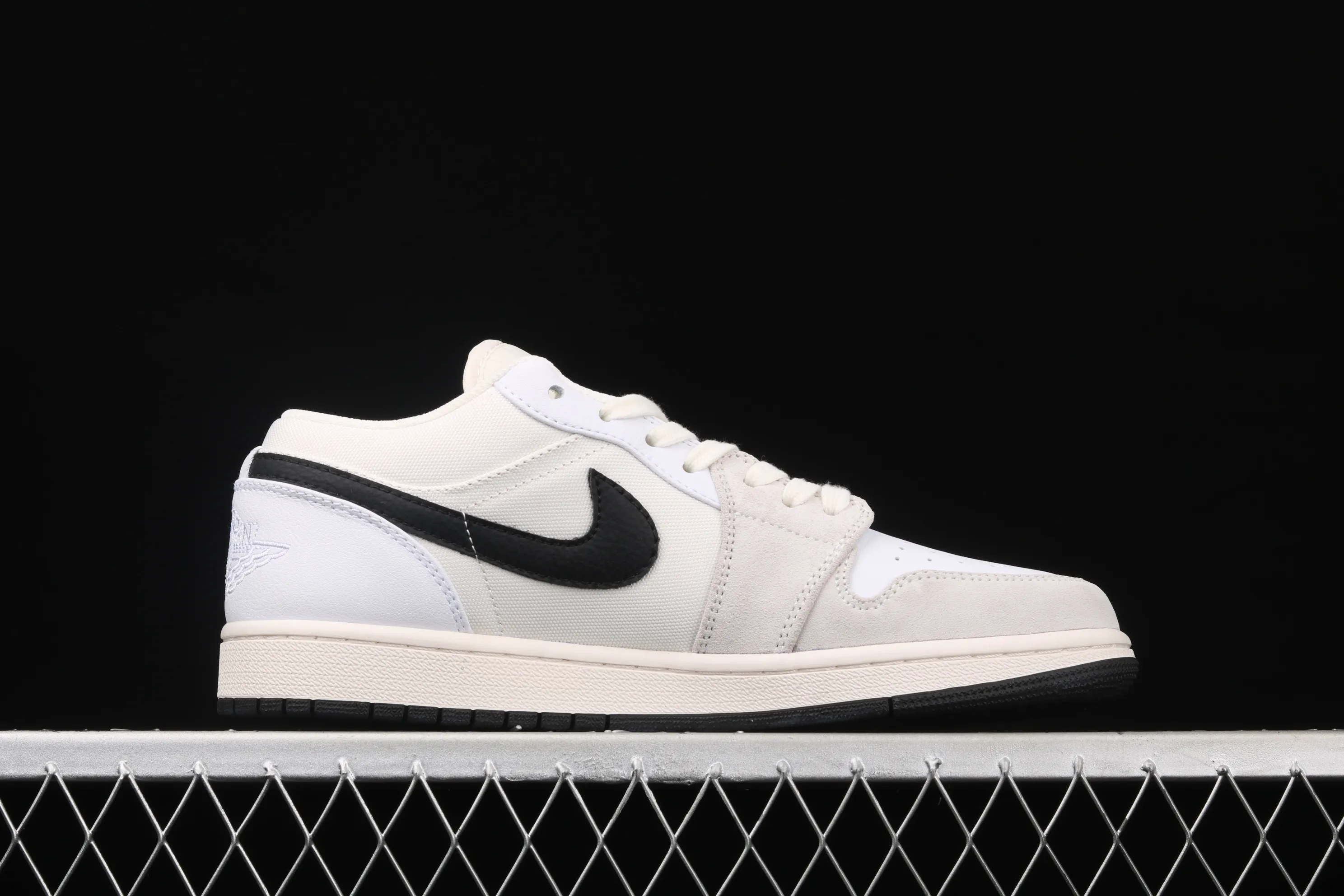 All categories Air Jordan Jordan series basketball shoes Air Jordan 1 Low Air Jordan AJ1 Low AJ1 Joe 1 low white and black canvas splicing DC3533-100